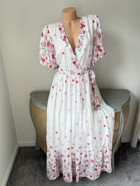 Draper James Dresses & Skirts - Draper James White Wrap Maxi Dress with Pink & Red Floral Print